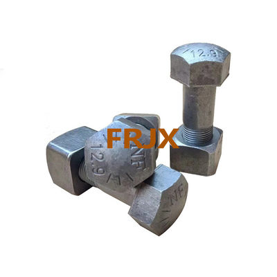 Técnica de forjamento de parafusos para excavadoras